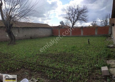 Bursa Karacabey Bakırköyde Tepecik/ M.kemalpaşa Asfaltına Cephe Villa İmarlı Arsa