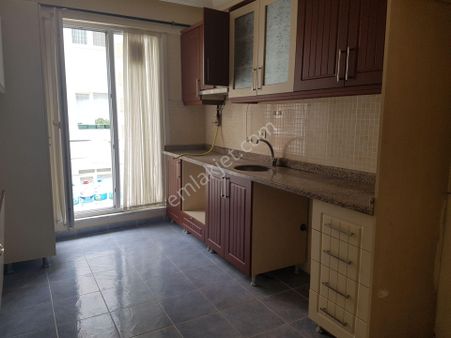 Avcılar Cihangir De 2+1 1kat Satılık Daire