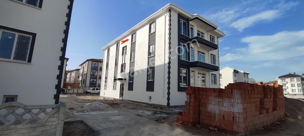 Afyon Tezcan Emlaktan Fatih Mahallesinde Sıfır 3+1 Daireler