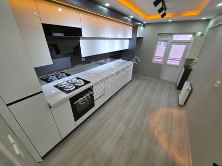 Sincan Maresal Çakmak Mah 3+1 Asansörlü Bağımsız Daire