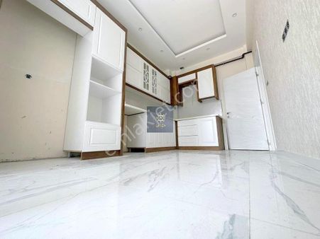 Arsenden Şemiklerde Önü Komple Açık Asansörlü E.banyolu Daireler