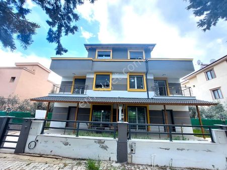 İzmir Seferihisar Doğanbey De Satılık Yazlık Villa 3+1