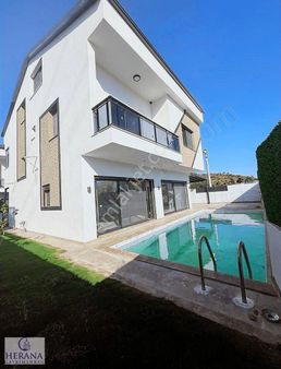 Çalış Plajına 1km Villalar Bölgesinde Sakin Konum Geniş 6+1