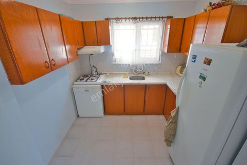 🛑🛑aktiften Akçay Merkezde Satılık Denize 50mt Bahçeli Çift Balkonlu 2+1 Daire