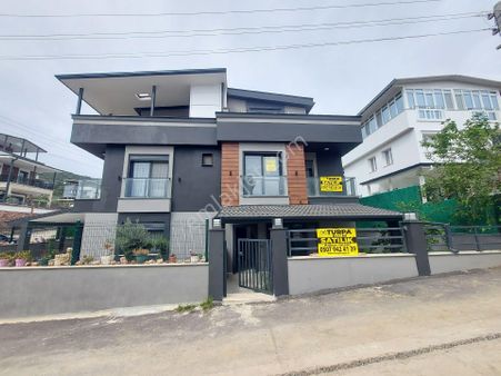 Seferihisar Ar Konutlarında Ebeveyn Banyolu Satılık Villa !!!