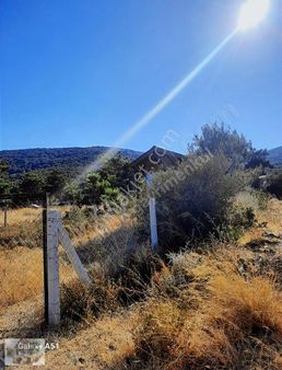 Urla Güvendikte Deniz Manzaralı Müstakil Tapulu