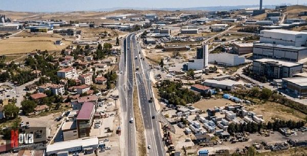 Kahramankazan'da Sanayi Depolama Tek Tepu İst. Yoluna 650 M