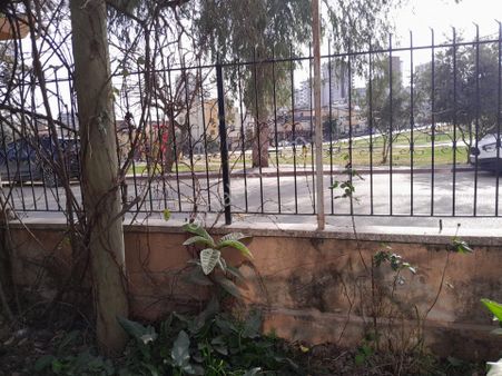 Adana Çukurova Belediye Evleri Ana Okulu Ve Kreşe Uygun Satılık 3 Katlı Bina