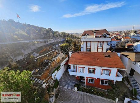 Kocaeli Darıca Merkezde Satılık 5+2 Daire