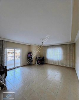 Yıldırım Gayrimenkul'den Yalınayak'ta Mükemmel Konumda 3+1 Daire