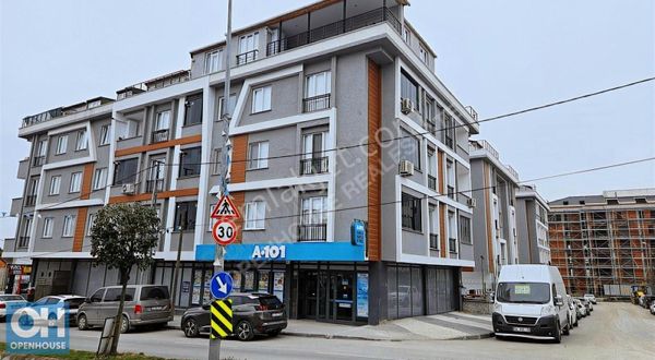 Havalimanı Arnavutköy İslambey'de Site İçi 3+1 Ara Kat Daire