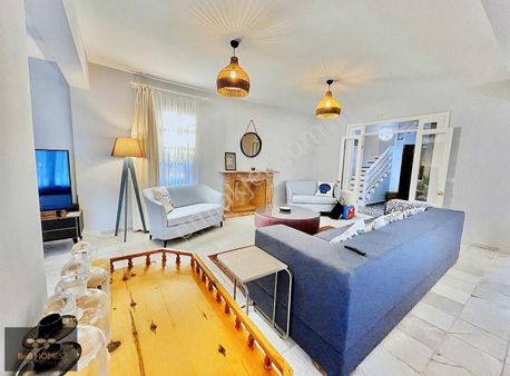 Ovacıkta Satılık 6+1 Villa