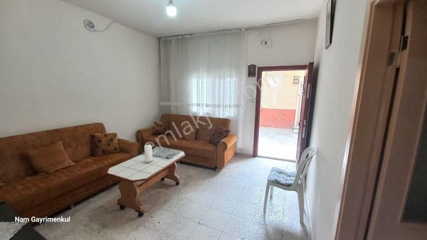 Sağlık Mahallesi'nde 2+1 Zemin Kat Müstakil Eşyalı Kiralık