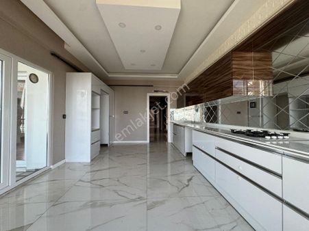 Acı Gayrimenkul Den Satılık Lüks 4+1 Site İçinde