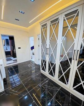 Öznur Öztürk'ten Körfez Mah. Yat Limana Yakın 3+1 Satılık Daire