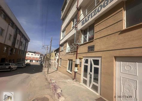 Pi Emlaktan Emek Mahallesinde Arakat Sıfır 3+1 Daire