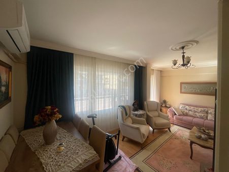 Hataş Gayrimenkul'den Kuşadası Türkmen Mahallesi Satılık Daire