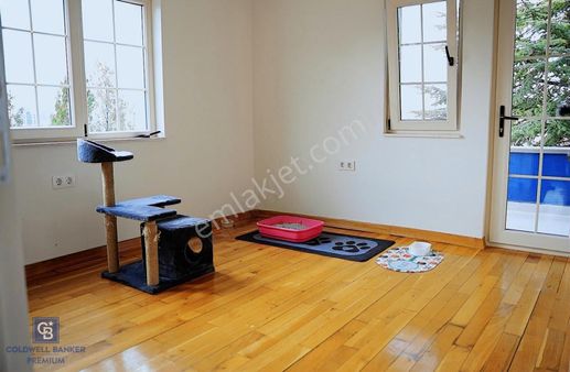 İncek'te Muhteşem Konumda, Masrafsız Özel Yapım Satılık Villa