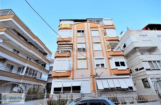 Vahdet'ten Akçay Sarıkızda 4+1 Çift Teraslı Satılık Kat Dubleksi