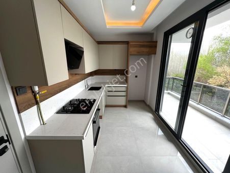 Yiğit'ten Kazdağı Manzaralı İç Mimari Dizaynı İle 2+1 Daire