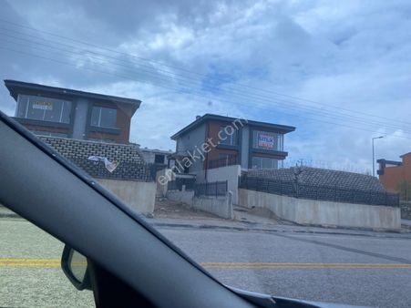 Bağlıca’ Da Merkezi Konumda Satık 5+1 Lüks Villa