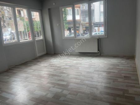 Yeşilyurt Hastane Yakını Kiralık 2+1 Arakat Doğalgazlı Daire