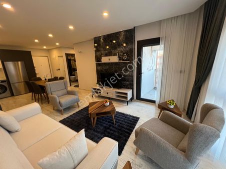 Kuşadası Davutlar Merkezde Lüks Yapım Satılık 2+1 Daire