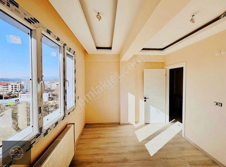 Şahin Gayrimenkul Den Turan Mah Satılık Sıfır 2+1 Daire