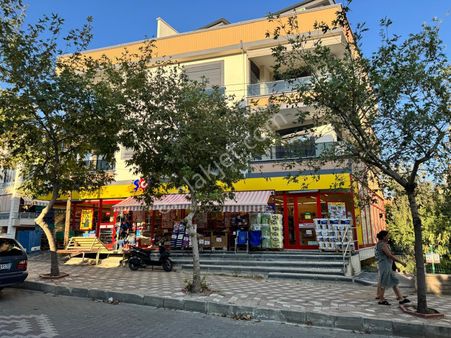 Pera Dan Altınoluk Ta Eşyalı 4+1 Teraslı Kat Dubleksi