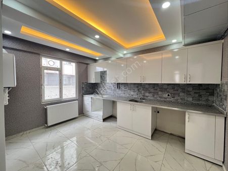 İmamoğlu’ndan Batıkentte Naturel Arkası 2+0 Geniş Mutfaklı Ferah Daire