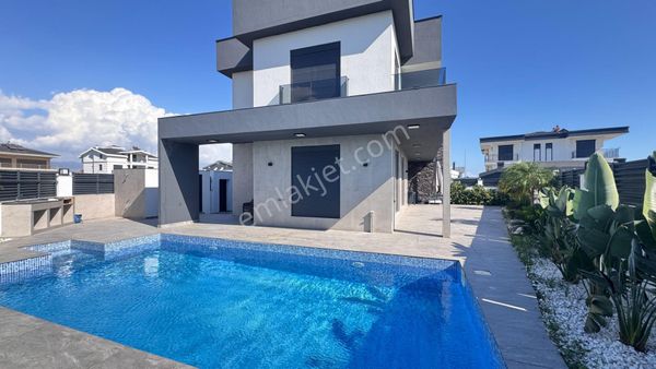 Kısa Dönem Kiralık Full Eşyalı Müstakil Havuzlu Villa