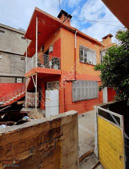 Yeşilyurt Mahallesinde Satılık 2 Katlı Ev Fırsatı