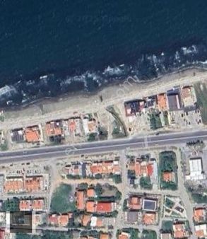 Urla Urla Çamlıçay İçinde Villa Var 380m2(40/80) İmarlı Arsa