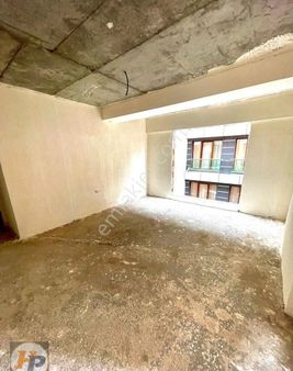 Cennet Mahallesi Hürriyet Caddesinde Devam Eden Projeden Satılık Ara Daire