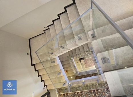 Altınoluk Satılık Villa / Deniz Manzaralı / Müstakil / 500 M2