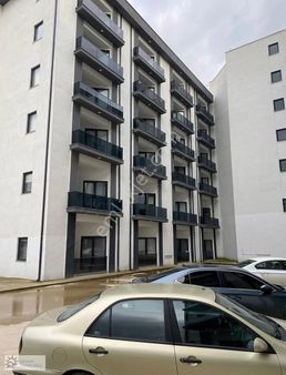 İzmit Mega Resıdence Satılık Arakat 1+1 Eşyalı Daire Yatırımlık.