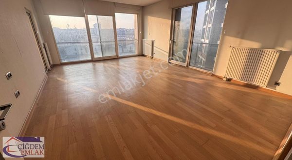Çiğdem Emlaktan The İst Evlerinde Satılık 3+1 Daire