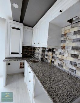 Anadolu Gayrimenkul'den Cumhuriyet Mahallesi'nde Satılık 2+1