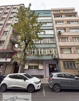 Planet’ten Bomontide Kazım Orbayda 4.kat Katta Tek Daire