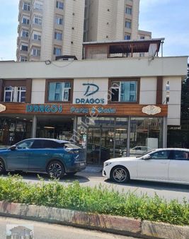 Kordonboyu Sahilde Cadde Cepheli Satilik 4 Katlı Bina