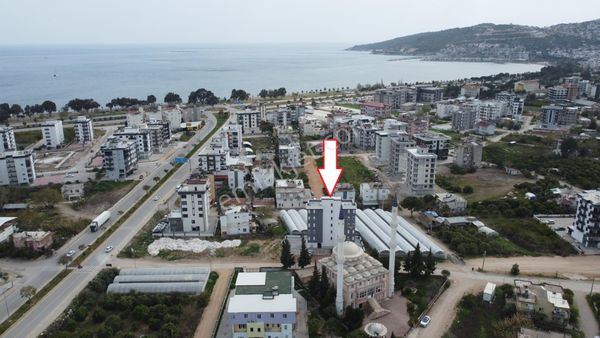 Finike Kum Mahallesi Deniz Manzaralı Satılık 1+1 Daire