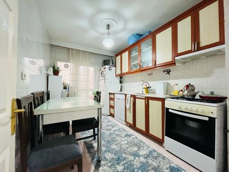 Mehtap'da Asım Gündüz Cad. Yakını Ara Kat 3+1 Satılık Daire !!!