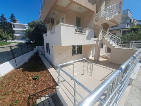 Didim Çamlık Mahallesinde 2+1 Ayrı Mutfak Müstakil Girişli Daire