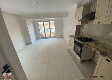 Kuttaş'tan Bahçelide Cadde Üstünde 3+1 Dbleks 110 M2 Amerikan Mutfak