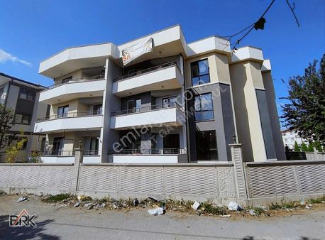 Berkent Gayrimenkul'den Arakat Geniş 3+1