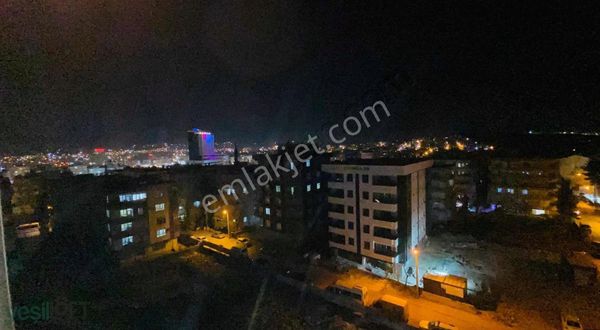 Yeşil Loft Dan Mehmet Akif Te Harika Konumda 1+1 Satılık Daire