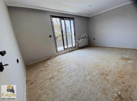 Engin Gayrimenkul'den Torbalı Merkezde Satılık Dublex Daire