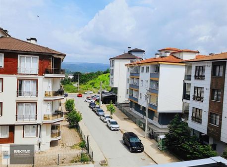 Üniversite Yakını 2+1 Son Kat Kiralık Daire