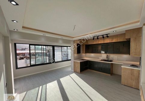 Kuşadası Güzelçamlıda Satılık 3+1 Yenilenmiş Daire