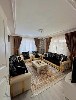 Oyaca Akarsu Mahallesinde Musakil Ev 2 Bağımsız Bölüm 300 M2